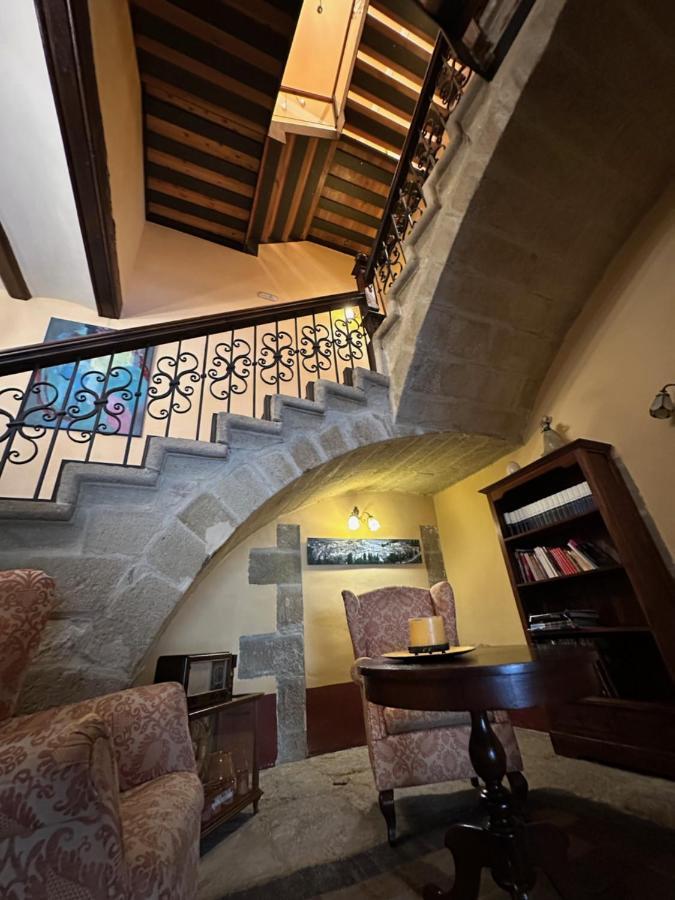 Hotel De La Villa Rubielos De Mora Esterno foto