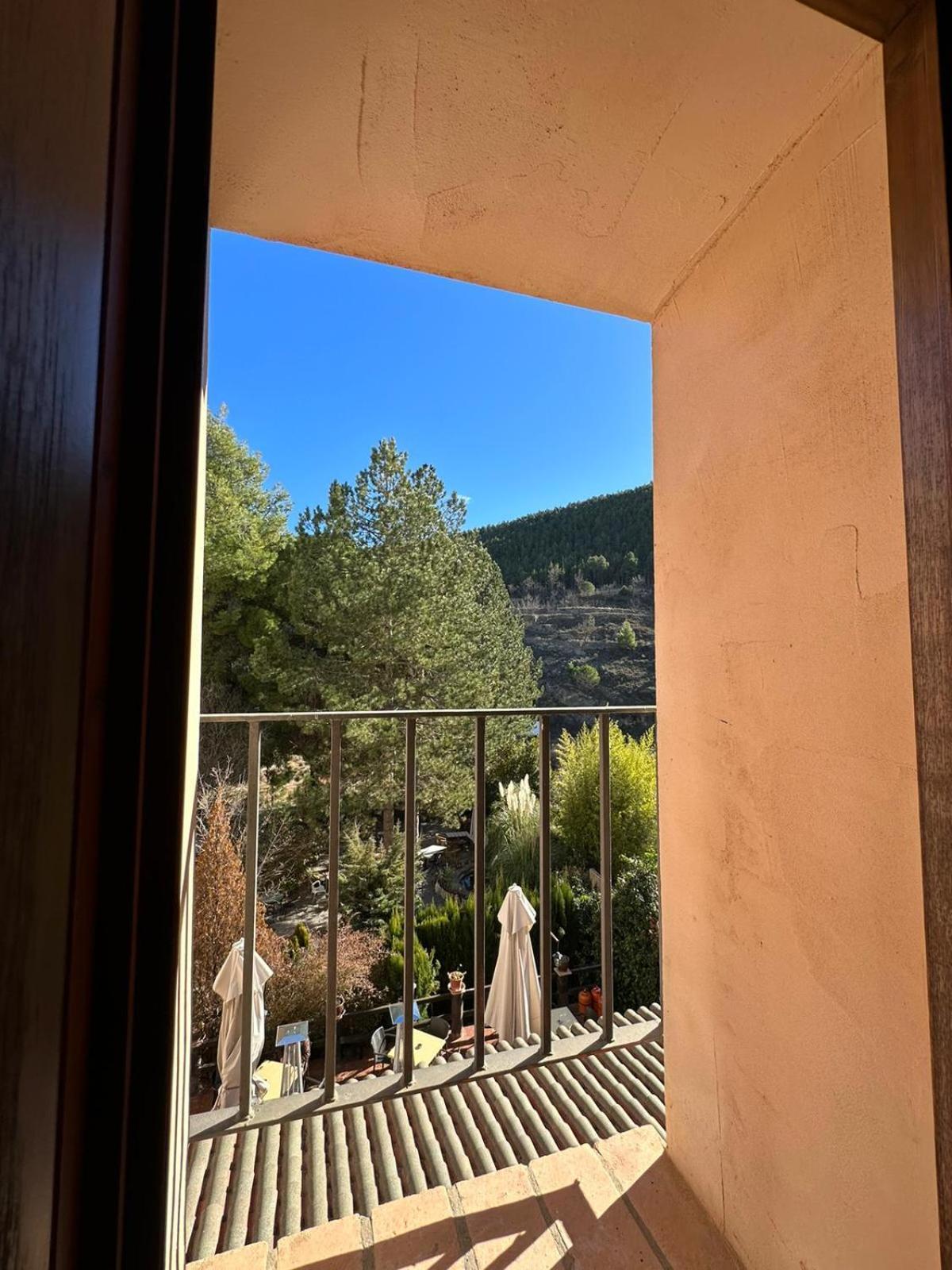 Hotel De La Villa Rubielos De Mora Esterno foto