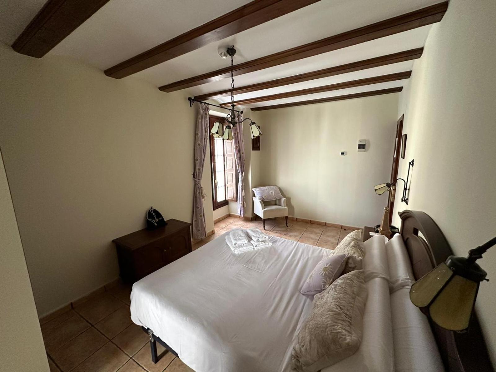 Hotel De La Villa Rubielos De Mora Esterno foto