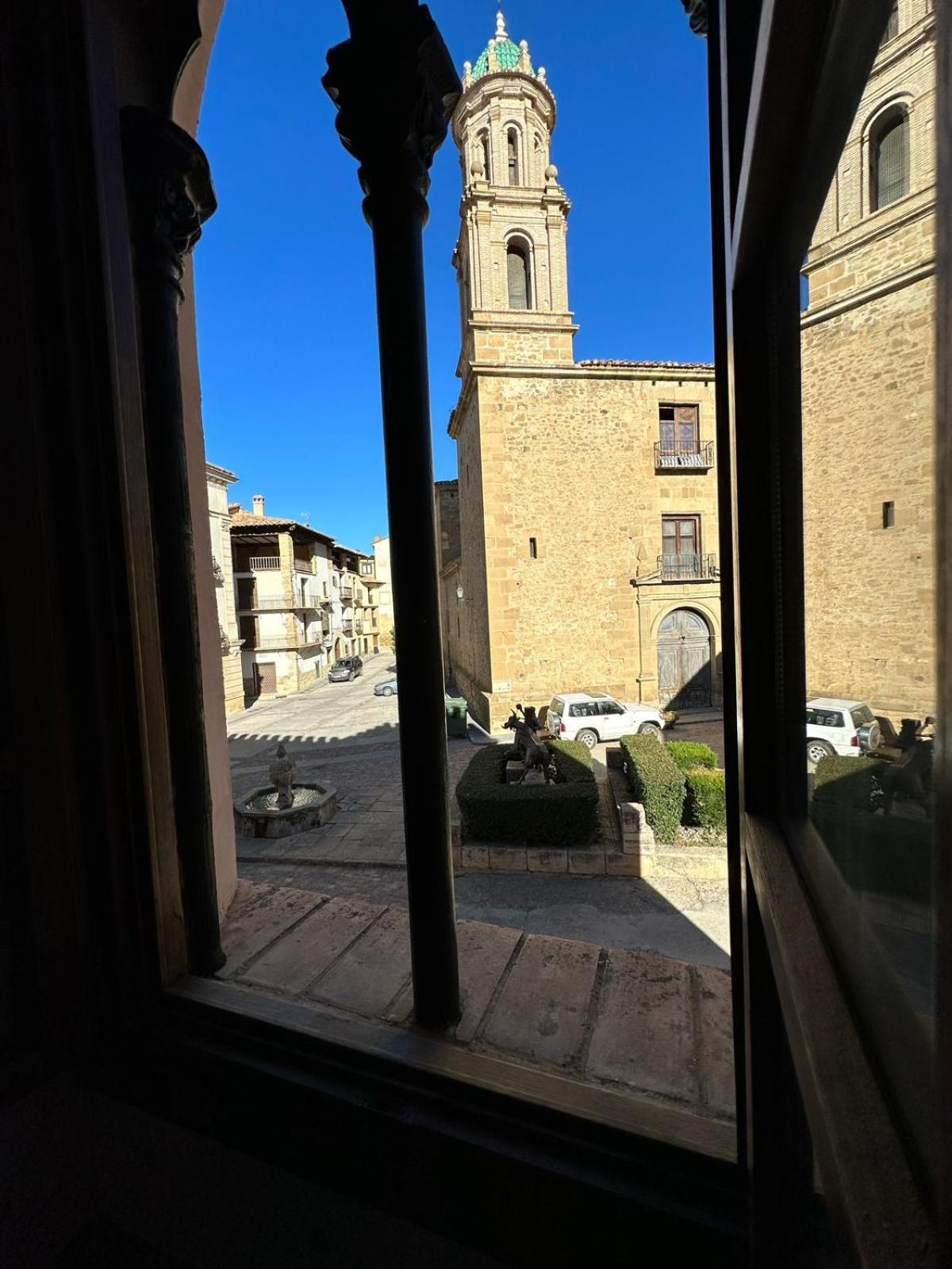 Hotel De La Villa Rubielos De Mora Esterno foto